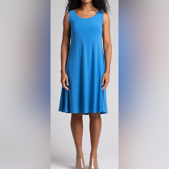 New SYMPLI size 4 Nu Tank Dress Short in the colour Marine - Picture 7 of 8